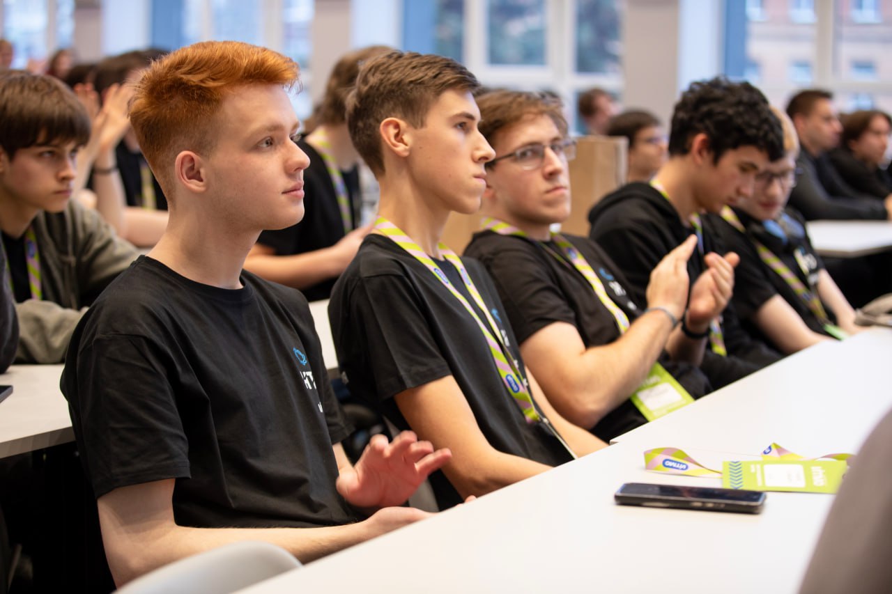 В Санкт-Петербурге стартовал финал профиля «Большие данные и машинное обучение» старшего трека НТО