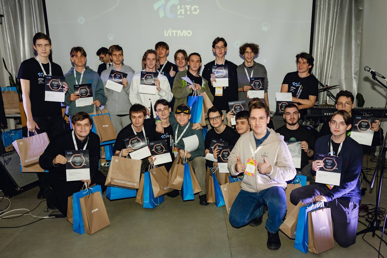 На финале Национальной технологической олимпиады школьники разработали алгоритм для анализа соцсетей 