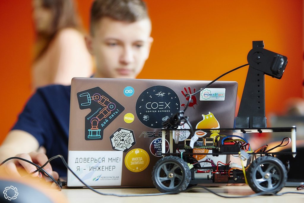 ПРЕДСТАВЛЯЕМ ФИНАЛИСТОВ ТРЁХ ПРОФИЛЕЙ СТУДТРЕКА